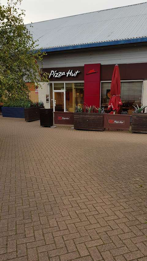 Pizza Hut Restaurant photo